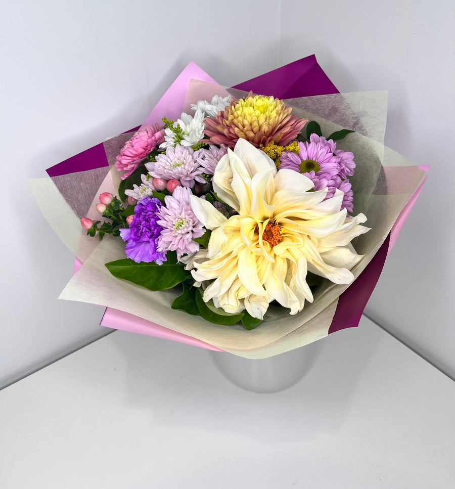 Dhalia, Send flowers, Local delivery, daily flowers