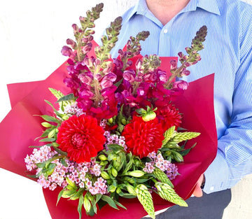 Flowers, bright colours, celebration flowers, classic, fresh flowers, local delivery