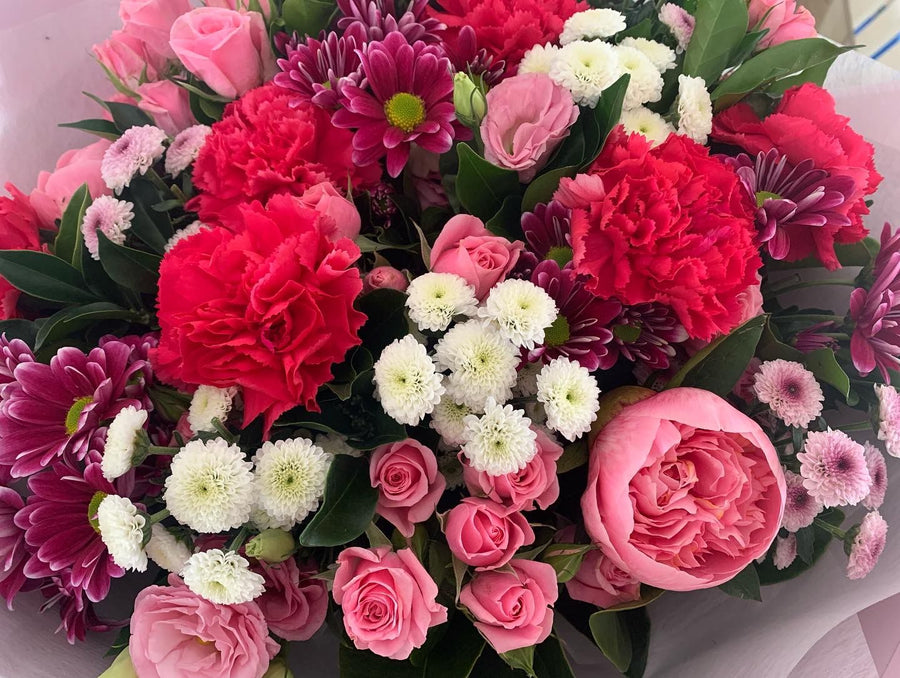 Pink flowers, Fresh flowers, local delivery, Premium bouquet, Daily flowers delivery,, Romantic flowers